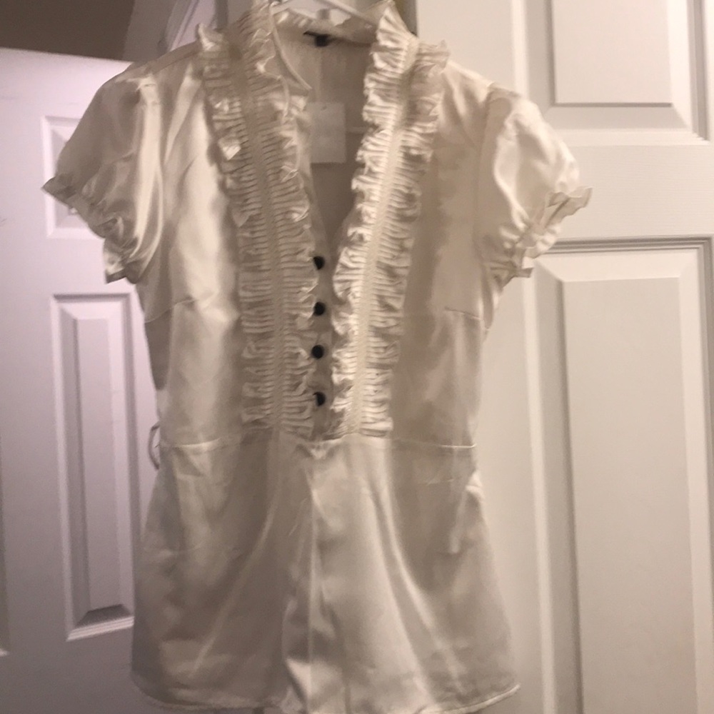 Classy, cute blouse